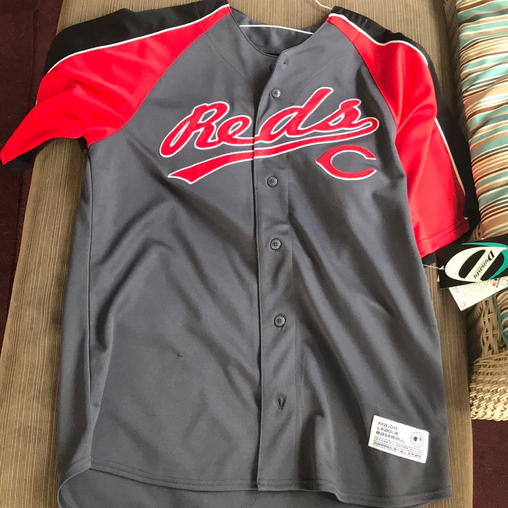 Reds jersey